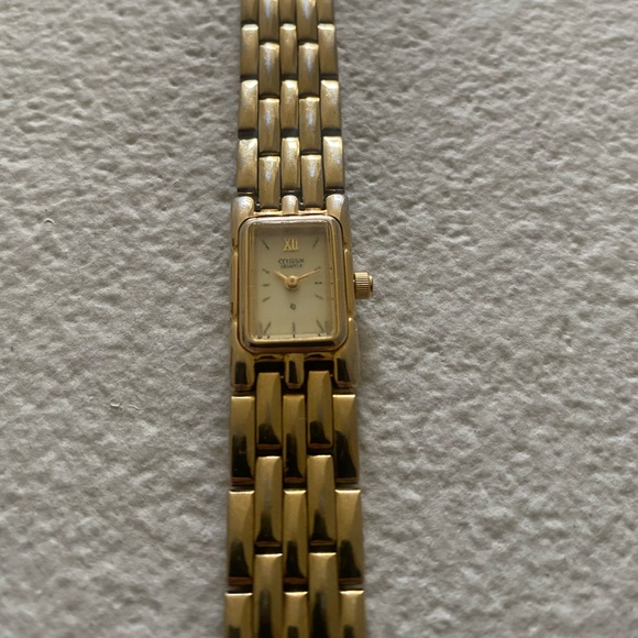SOLDLadies CITIZEN 18k Gold Plate MOP Mother of Pearl Dial Watch 5421-S27239-HSB - Picture 4 of 4